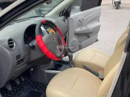 Xe tình trạng cực đẹp, full option tiện nghi