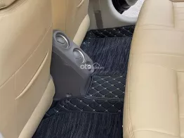 Xe tình trạng cực đẹp, full option tiện nghi