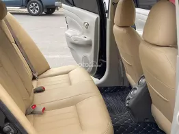 Xe tình trạng cực đẹp, full option tiện nghi