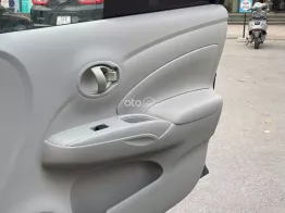 Xe tình trạng cực đẹp, full option tiện nghi