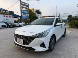 Xe bản đủ, trang bị nhiều tiện nghi