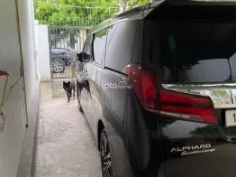 Toyata Alphard Excutive Lounge 2019 - Xe gia đình đi chính chủ