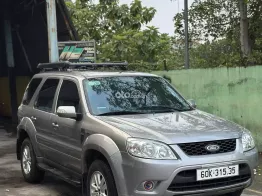 Ford Escape 2011 số tự động