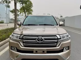 Toyota Land Cruiser 2011