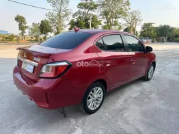 Xe đẹp, trang bị nội thất đầy đủ, chủ cực giữ gìn