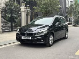 MPV gia đình rộng rãi, giá cực tốt