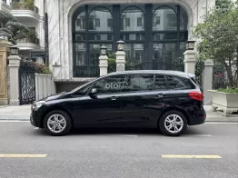 MPV gia đình rộng rãi, giá cực tốt