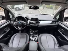 MPV gia đình rộng rãi, giá cực tốt