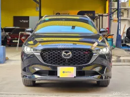 Phiên bản Premium Sport, đầy đủ tiện nghi