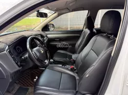 Mitsubishi Outlander 2.0 CVT 2019 siêu đẹp