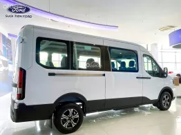 Ford Transit 2025