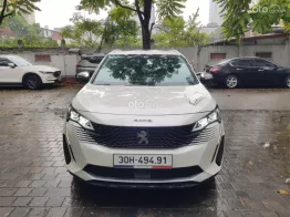 Xe 5 chỗ cực đẹp, hỗ trợ mọi thủ tục