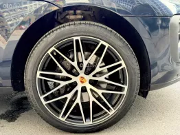 Phiên bản lướt 18.000 miles đầy đủ option