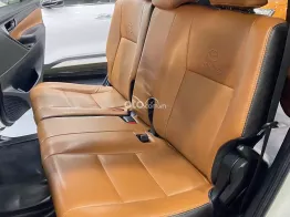 Xe cũ 8 chỗ giá tốt tại TP. HCM