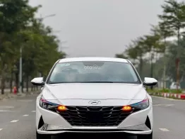 Hyundai Elantra 2024 tại Hà Nội