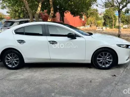 Xe tư nhân, mẫu sedan đầm chắc