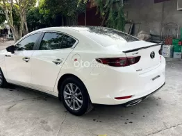Xe tư nhân, mẫu sedan đầm chắc
