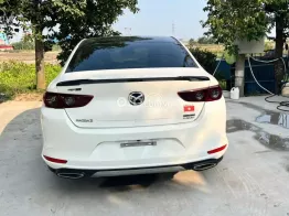 Xe tư nhân, mẫu sedan đầm chắc