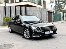 Giá bán 965 triệu