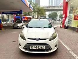 Ford Fiesta 2013 bản 1.6, giá hợp lý đi phố và bền