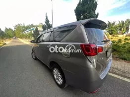 Toyota Innova 2018 2.0E - 100000 km