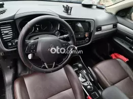 Mitsubishi Outlander Đen 39485 km
