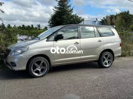 Toyota Innova 2008 G - 100000 km