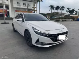 Hyundai Elantra 2024 tại Nam Định