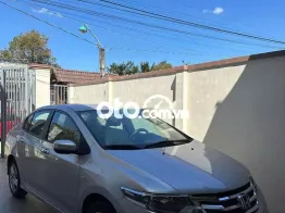 cần bán Honda City 2014 số tự động 12.000 km