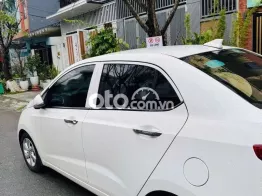 Hyundai i10 Sedan 2019 Trắng