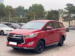 Toyota Innova 2.0 Venturer 2017
