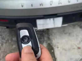 VinFast LUX SA2.0 Tiêu chuẩn 2021