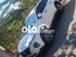 Hyundai Santafe 2019 Tiêu chuẩn 80000 km Trắng