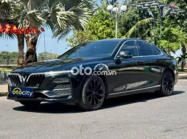 Vinfast Lux A Premium 2021 - Màu đen - 4v1km
