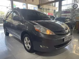 🚔 Toyota Siena, 8 chổ, số tự động, Model 2007,