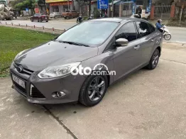 Ford Focus 2013 Tự động 155000 km Xám