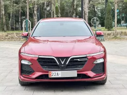 VinFast LUX A2.0 2021