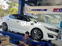 Kia Optima màu Trắng