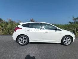 Ford Focus Hatchback 2014 Sport 2.0 53844 km Trắng