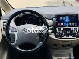 Toyota Innova 2014 Tự động Vàng cát