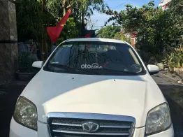 Chiếc xe sedan Gentra sản xuất năm 2008, xuất xứ từ Hàn Quốc