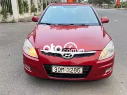Hyundai i30 CW 2008 Đỏ