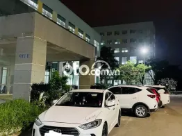 Hyundai Elantra 2017 Trắng