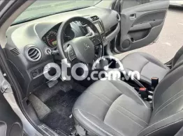 Mitsubishi Attrage 2023 Premium 1.2 CVT - 58000 km