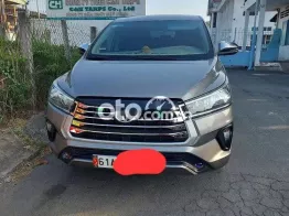 Toyota Innova 2021 2.0E mau ding anh kim
