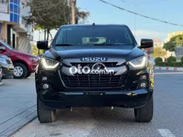 Isuzu D-Max Prestige Đen