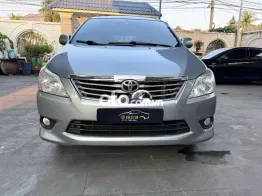 Toyota Innova 2012 2.0G số tự động