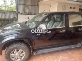 Isuzu D-Max 2011 Đen