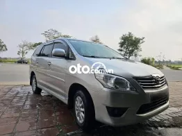 Toyota innova E 2013 tư nhân không taxi dịch vụ