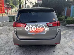 Toyota Innova 2018 E 92000 km Xám